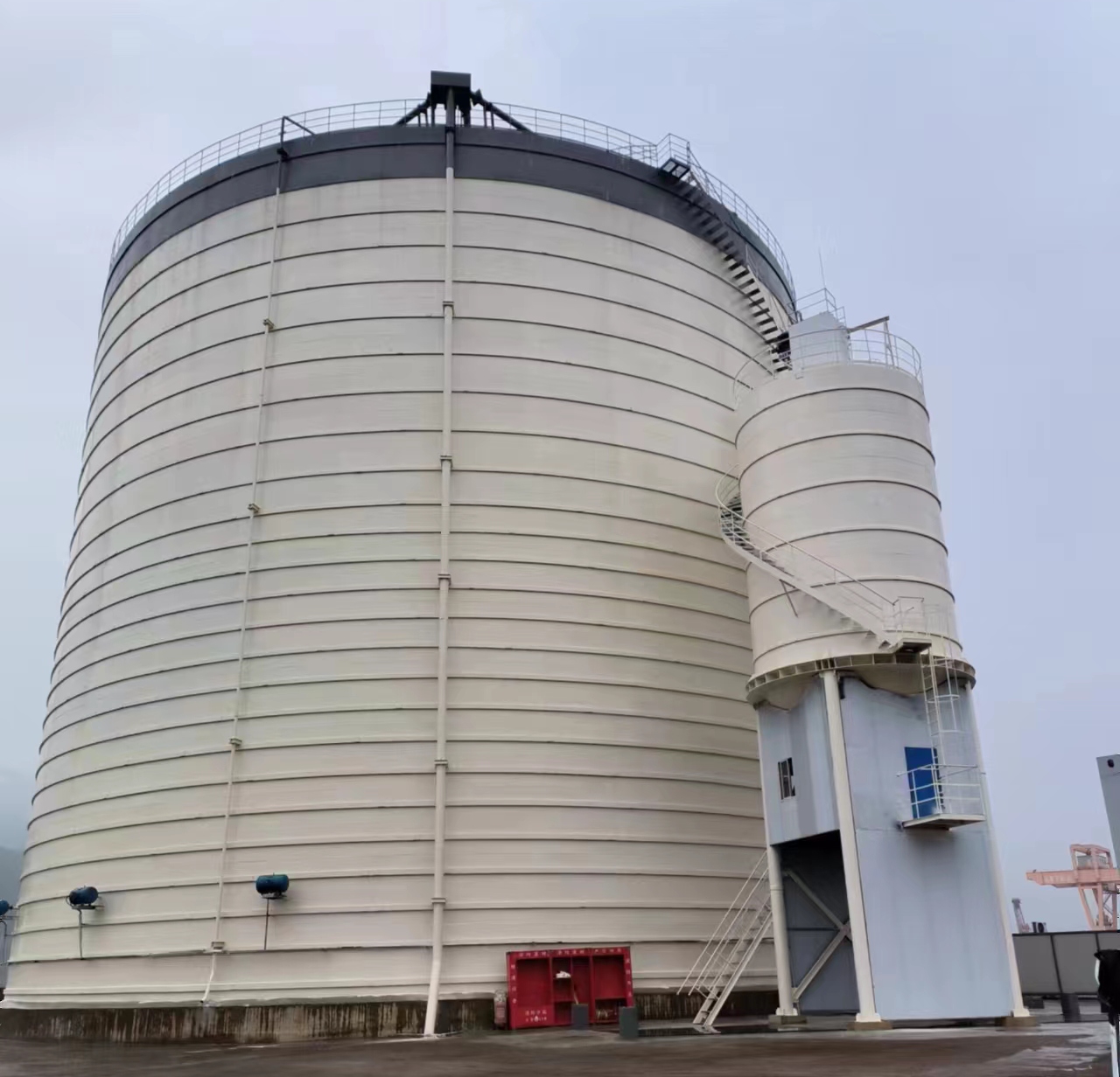 三才镇10万吨水泥钢板库